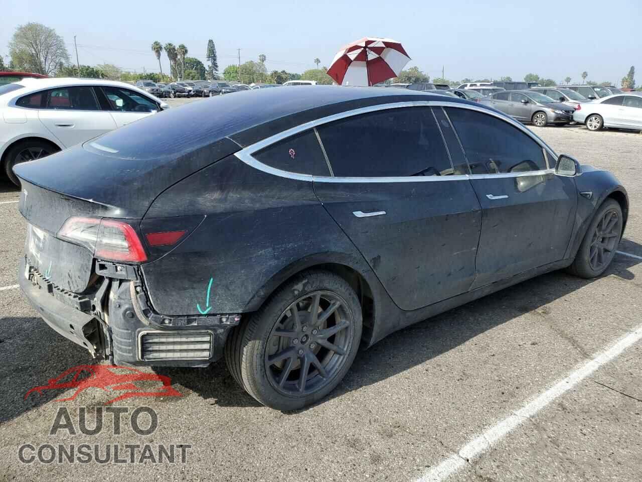 TESLA MODEL 3 2018 - 5YJ3E1EA9JF043230