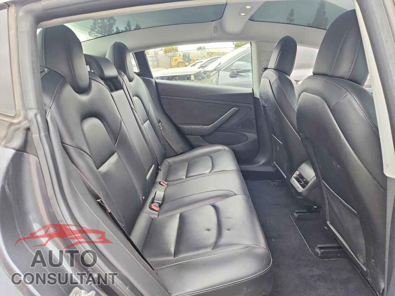 TESLA MODEL 3 2018 - 5YJ3E1EA6JF101701