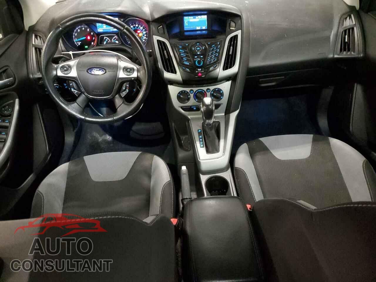 FORD FOCUS 2012 - 1FAHP3F23CL284886
