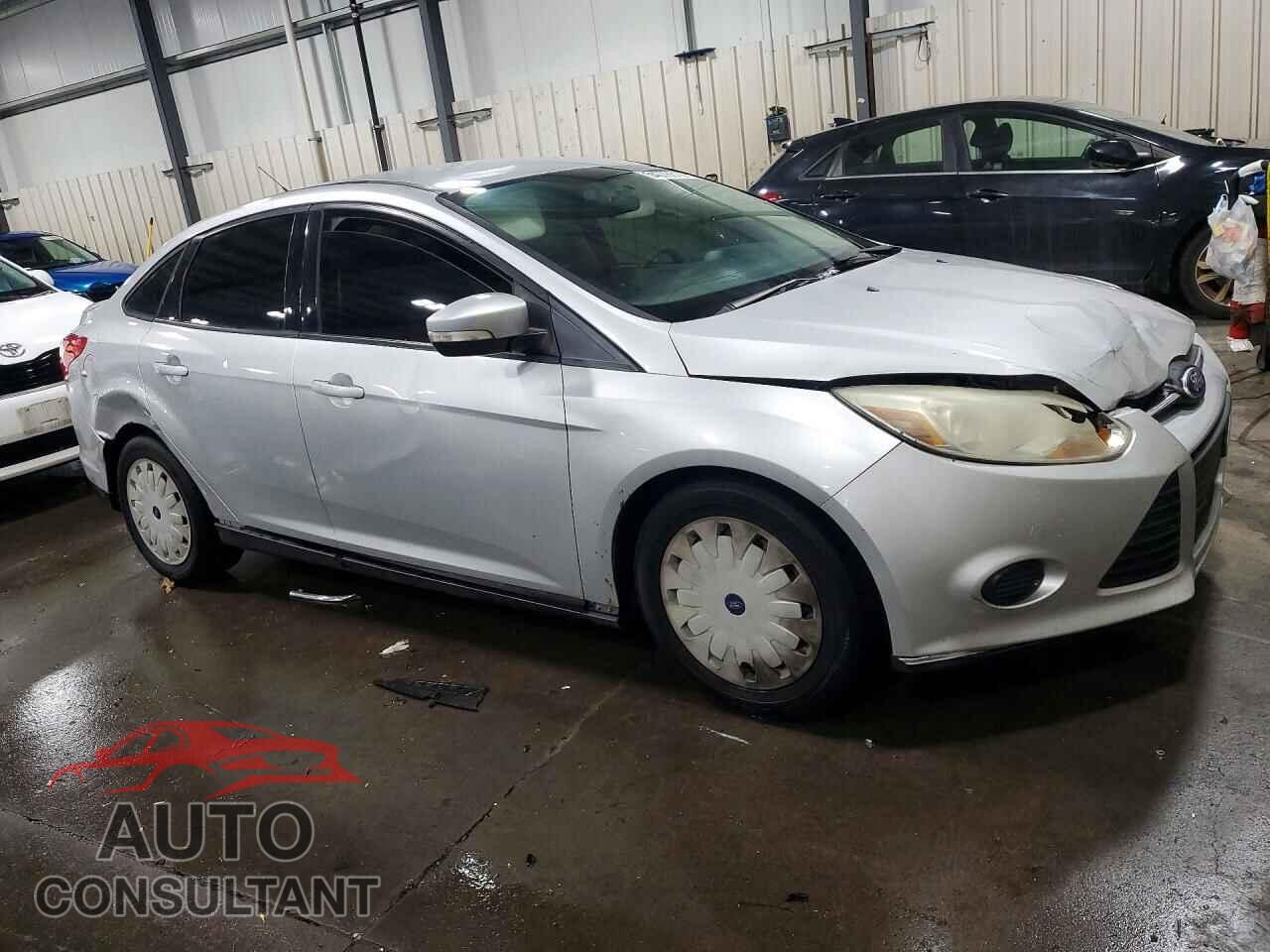 FORD FOCUS 2014 - 1FADP3F26EL393926