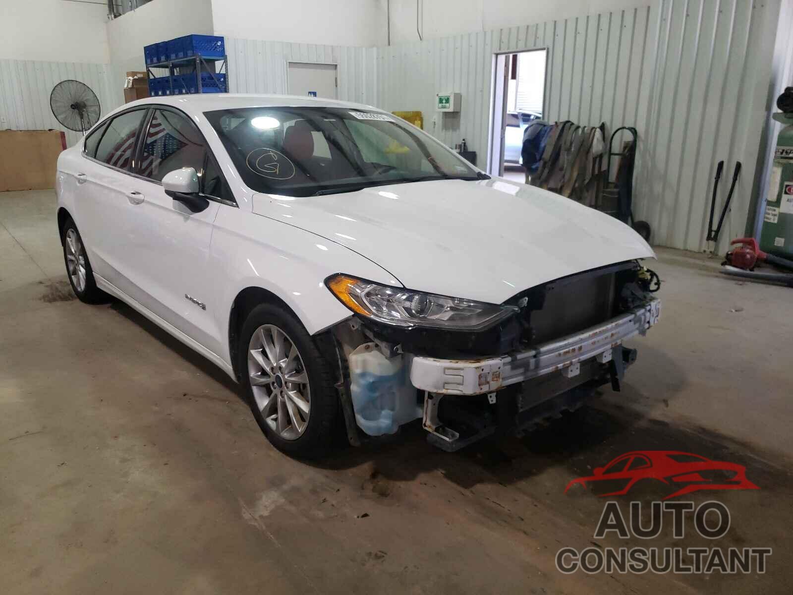 FORD FUSION 2017 - 3FA6P0LU3HR380957