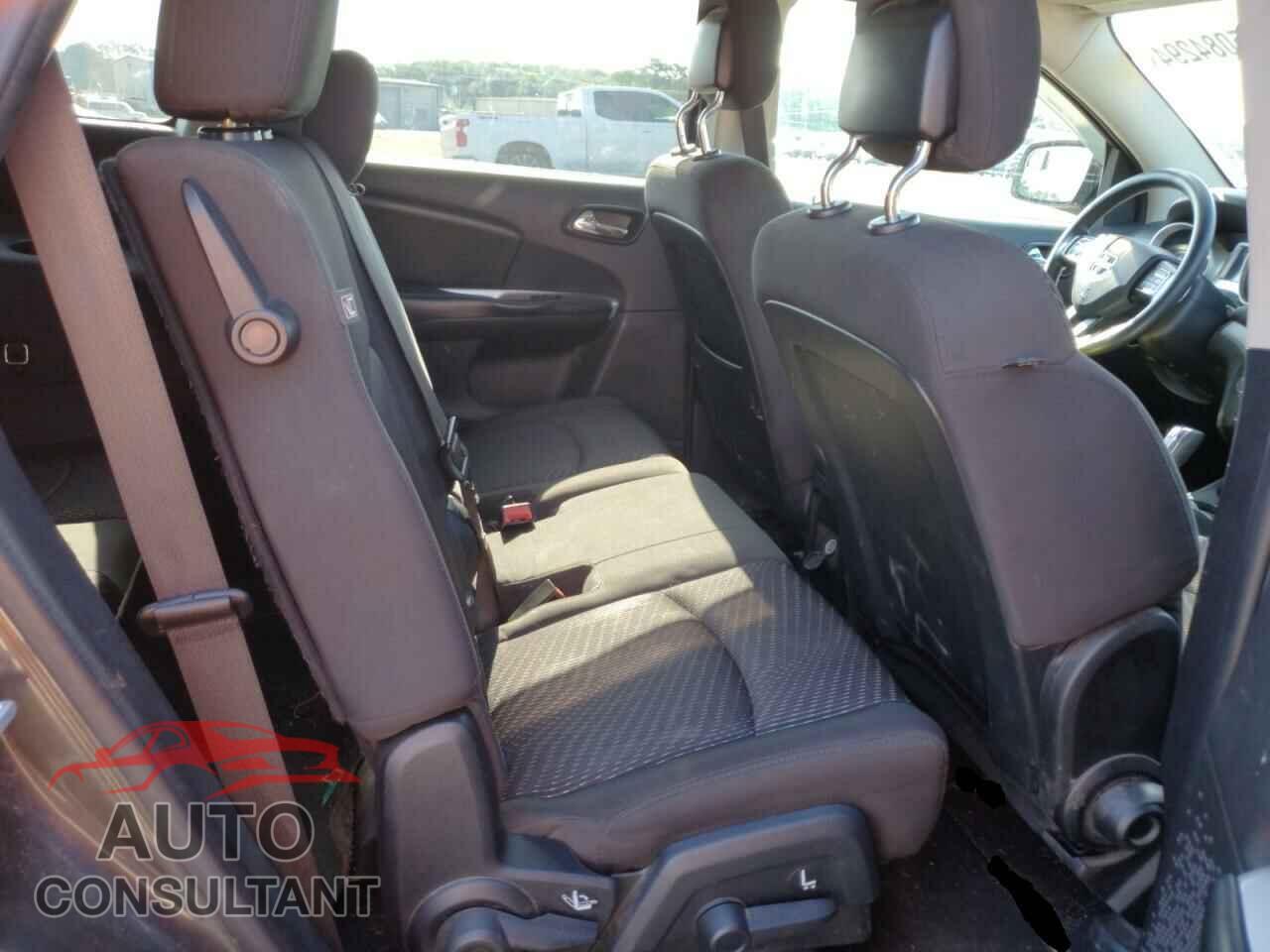 DODGE JOURNEY 2017 - 3C4PDCBG7HT590971