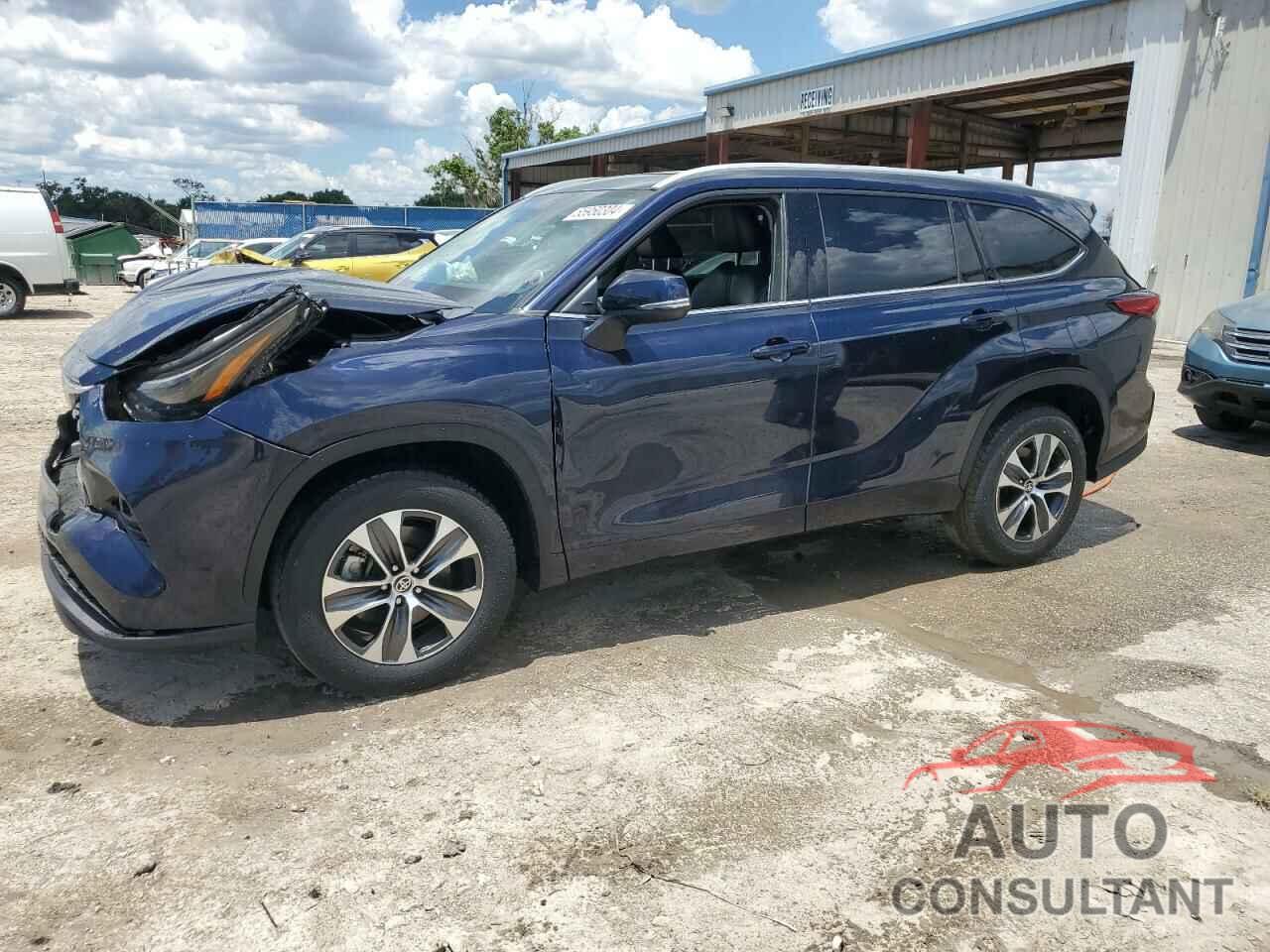 TOYOTA HIGHLANDER 2022 - 5TDHZRAH2NS141772