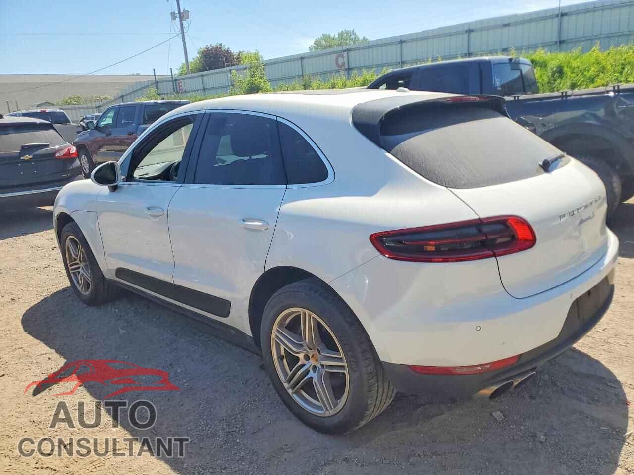 PORSCHE MACAN 2016 - WP1AB2A56GLB41165
