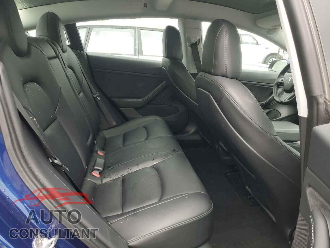 TESLA MODEL 3 2021 - 5YJ3E1EB3MF924468