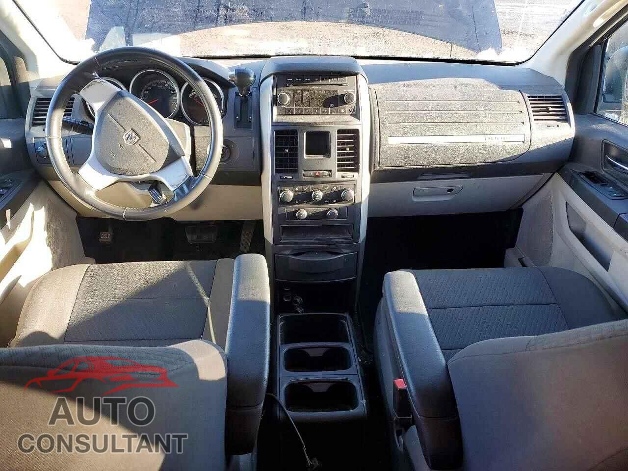 DODGE CARAVAN 2010 - 2D4RN4DE5AR472243