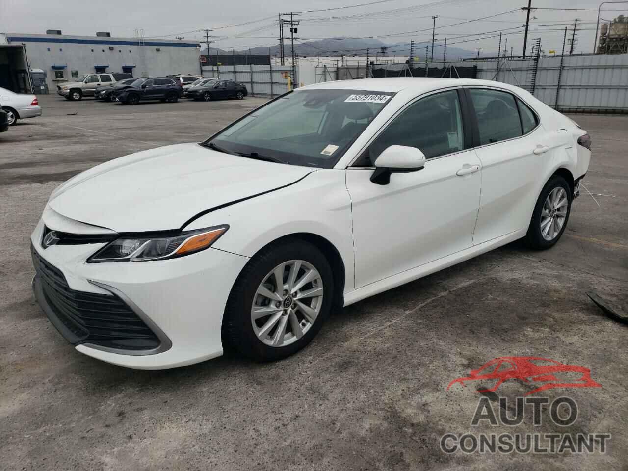 TOYOTA CAMRY 2022 - 4T1C11AKXNU010725