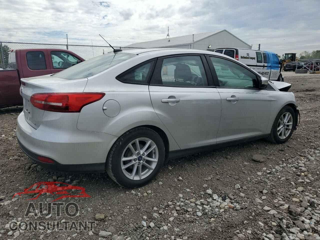 FORD FOCUS 2017 - 1FADP3F23HL328178