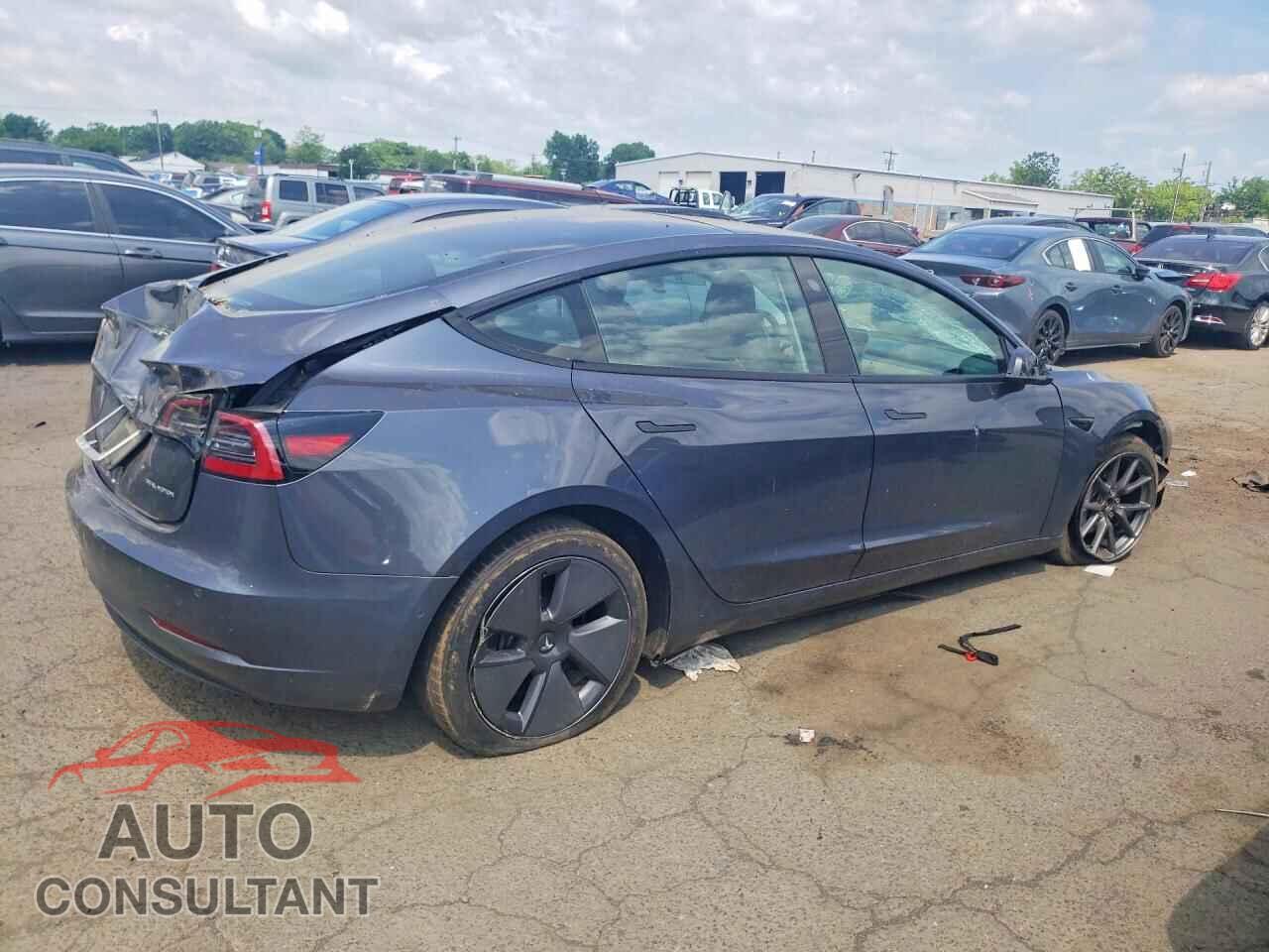 TESLA MODEL 3 2021 - 5YJ3E1EB0MF034137
