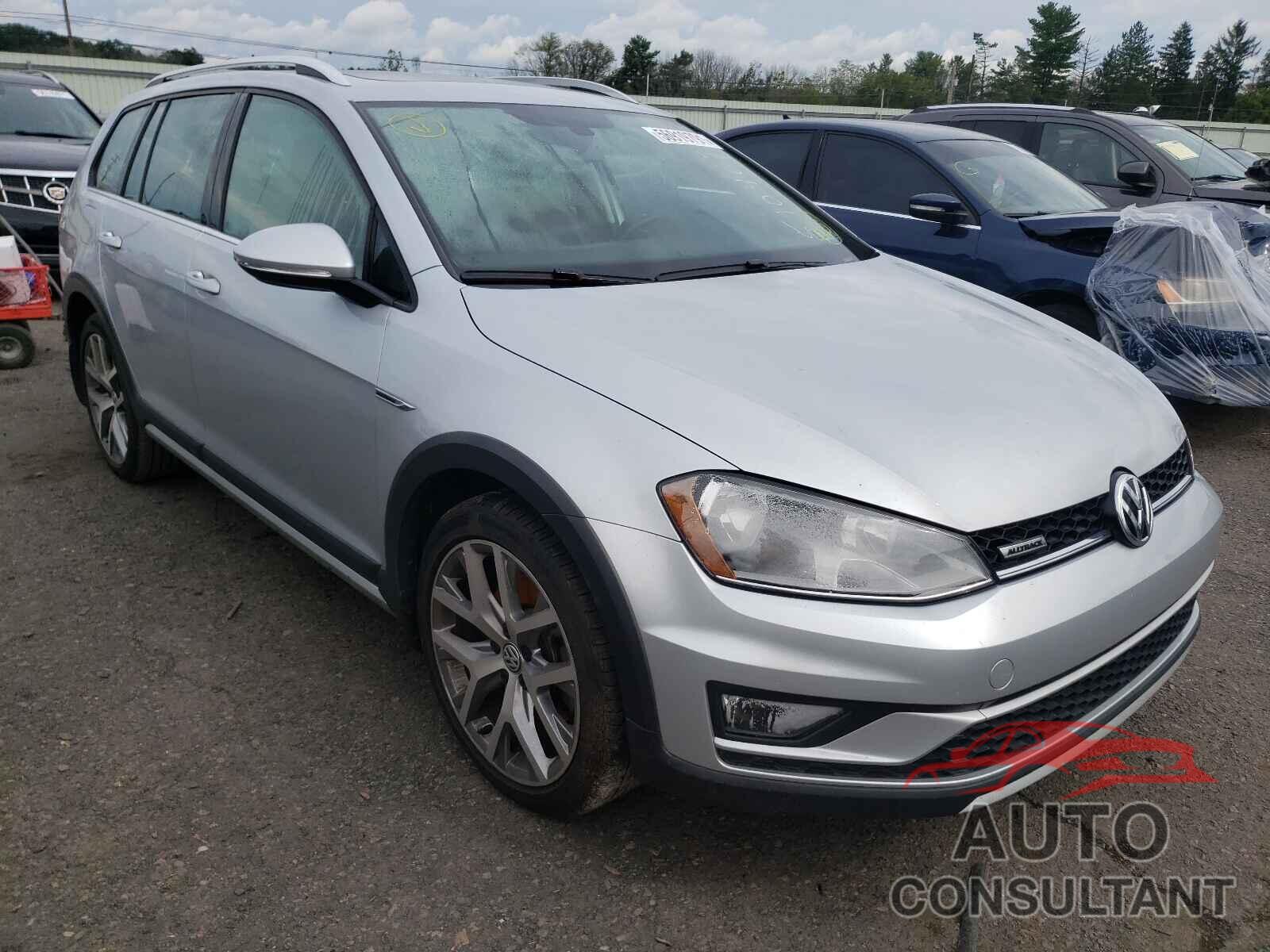 VOLKSWAGEN GOLF 2017 - 3VWH17AUXHM510467