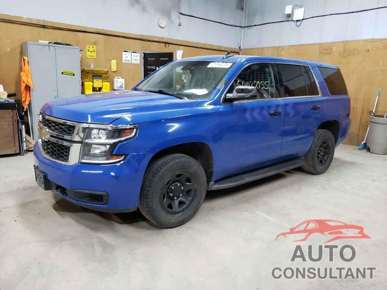CHEVROLET TAHOE 2017 - 1GNSKDEC2HR349656