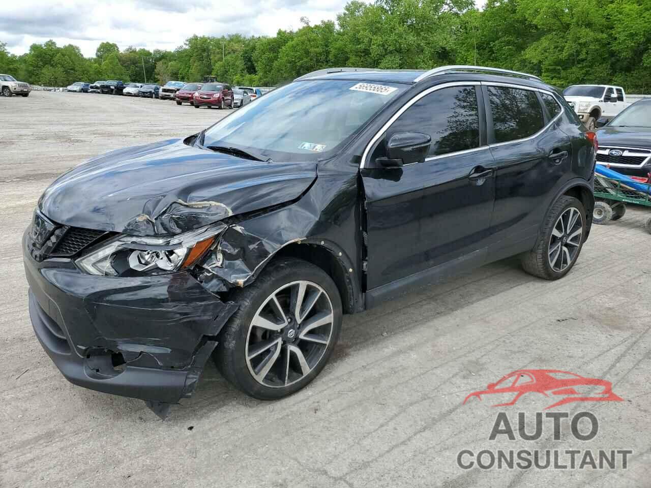 NISSAN ROGUE 2017 - JN1BJ1CR2HW110355