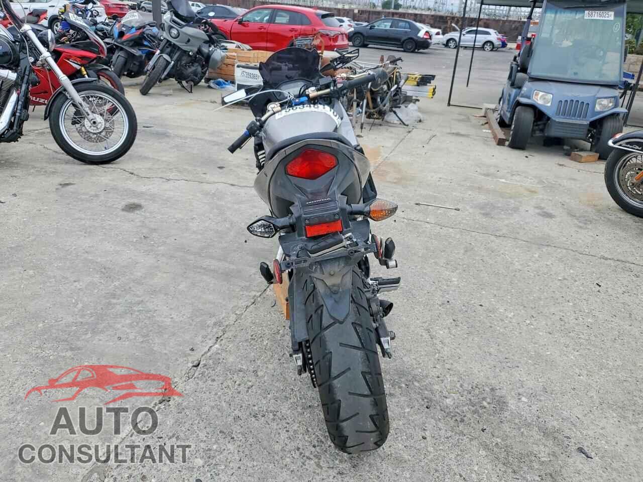 HONDA CBR CYCLE 2015 - MLHPC4409F5200200