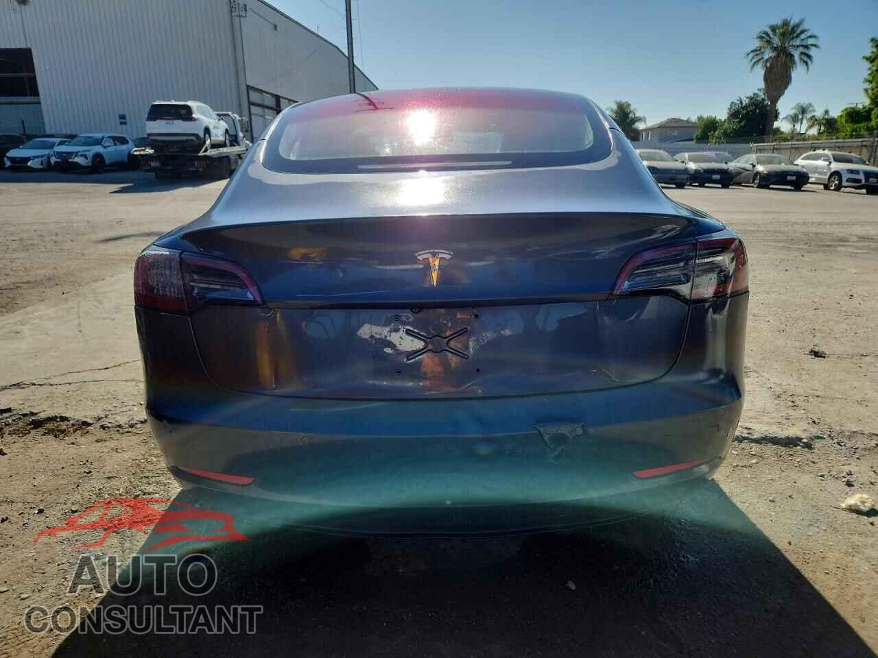 TESLA MODEL 3 2018 - 5YJ3E1EA5JF006840