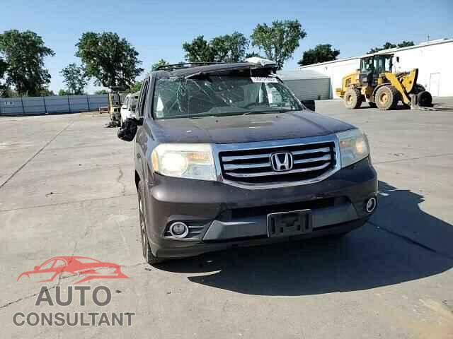 HONDA PILOT 2015 - 5FNYF3H51FB004443