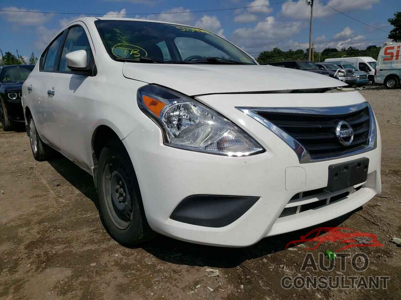 NISSAN VERSA 2017 - 3N1CN7AP7HL869019