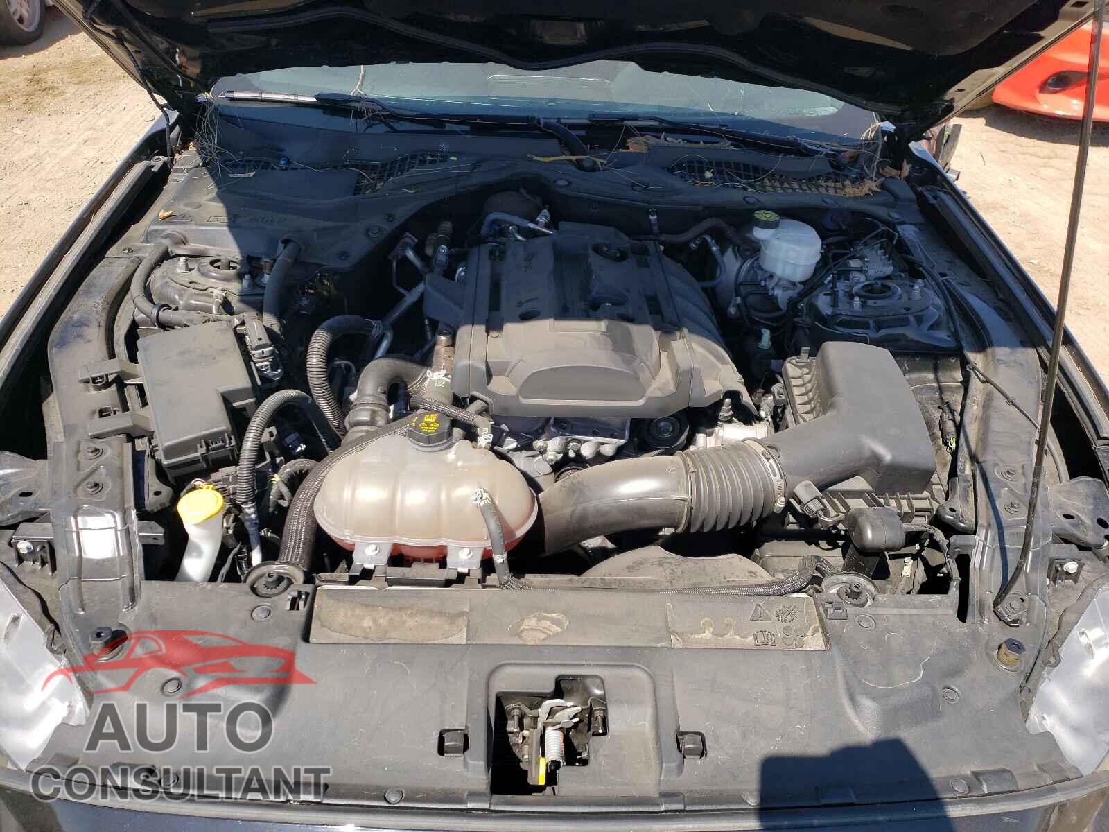FORD MUSTANG 2018 - 1FA6P8TH0J5181228