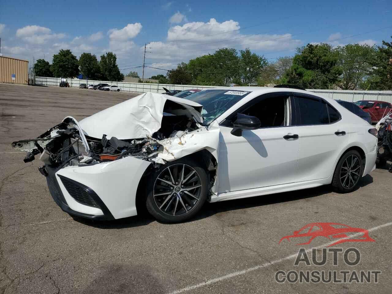 TOYOTA CAMRY 2021 - 4T1G11AK7MU600039