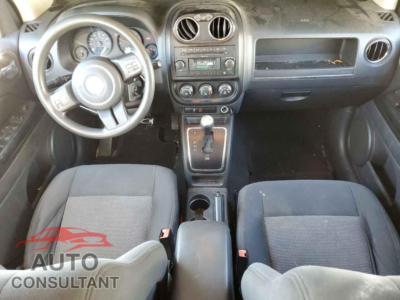 JEEP COMPASS 2011 - 1J4NT1FA4BD215809