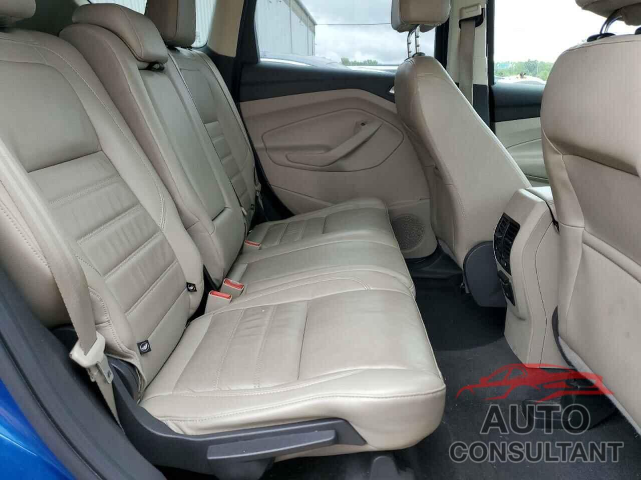 FORD ESCAPE 2017 - 1FMCU9JD6HUE62439
