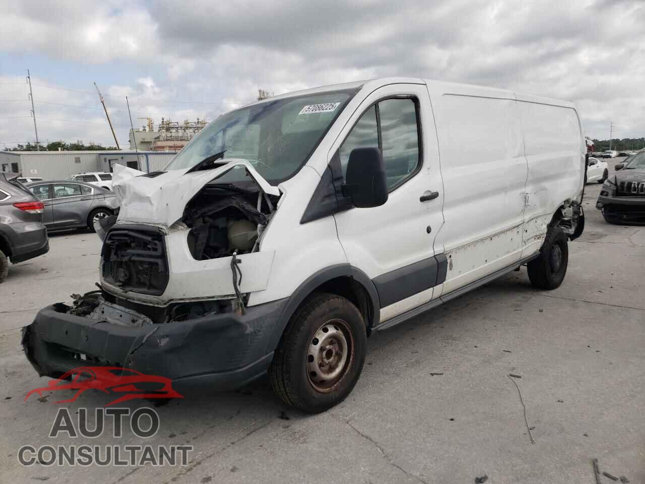 FORD TRANSIT 2018 - 1FTYR2ZMXJKA23656