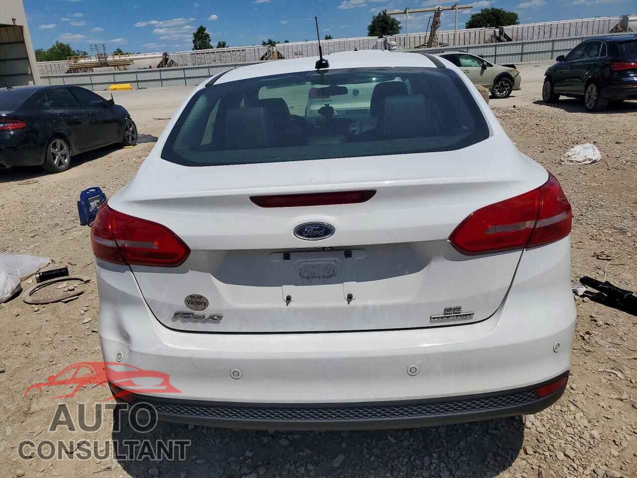 FORD FOCUS 2016 - 1FADP3F29GL398816
