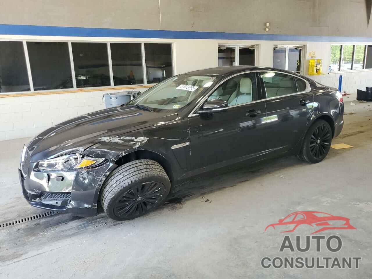 JAGUAR XF 2012 - SAJWA0HBXCLS35796