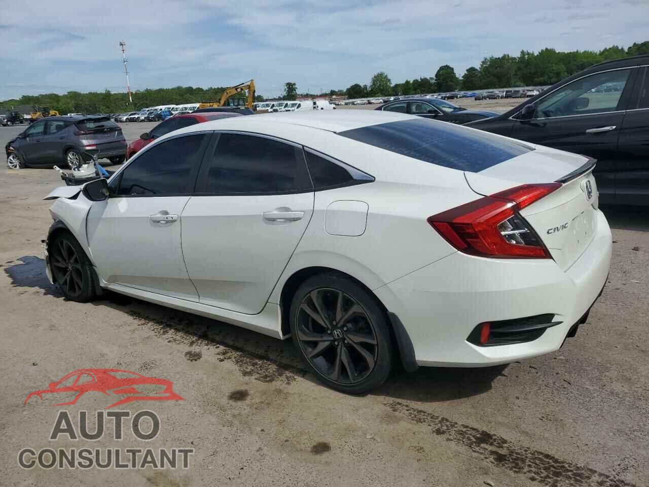 HONDA CIVIC 2019 - 2HGFC2F82KH597324