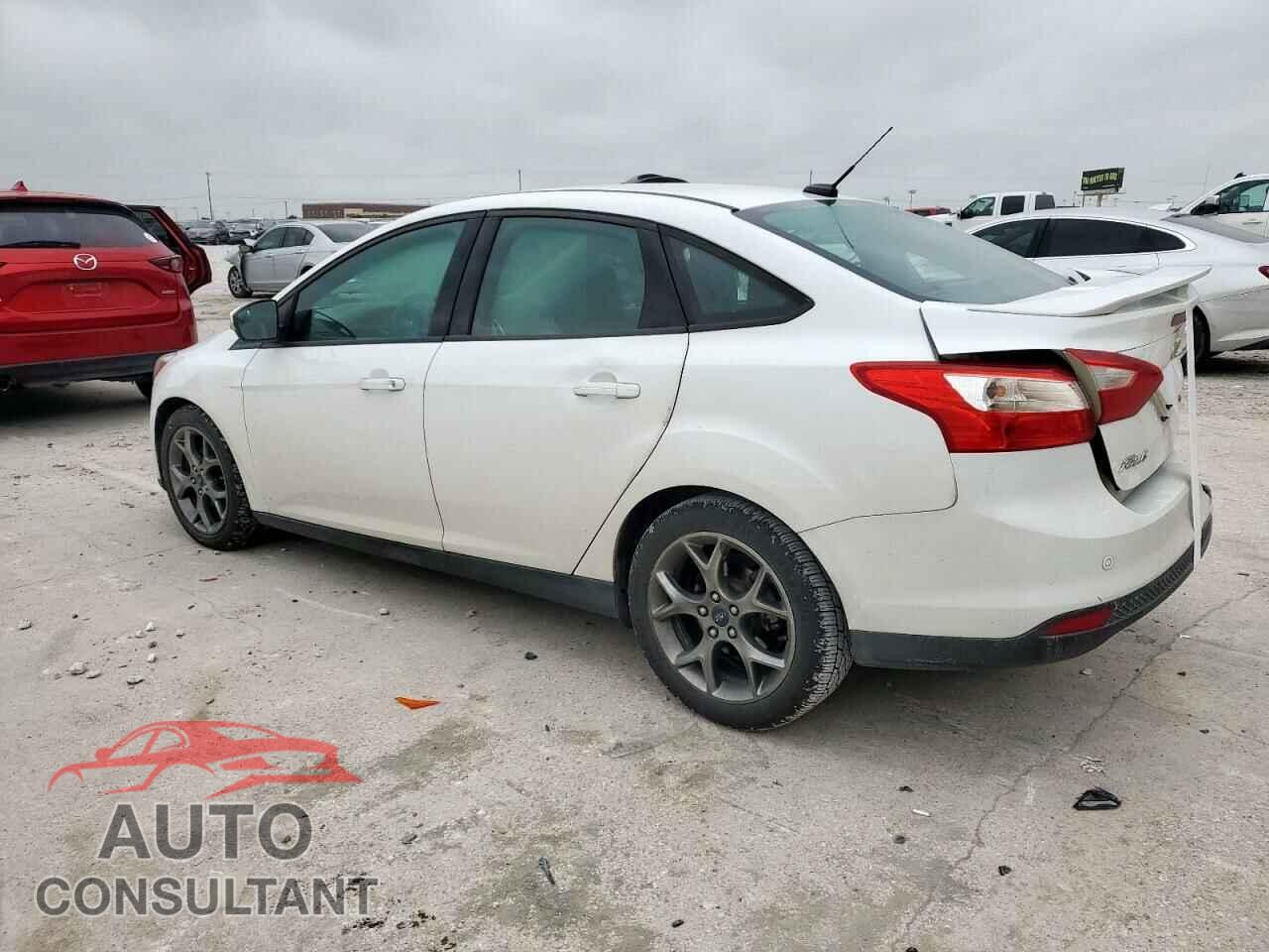 FORD FOCUS 2013 - 1FADP3F23DL108047