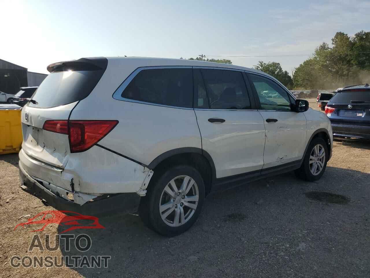 HONDA PILOT 2017 - 5FNYF5H13HB027038