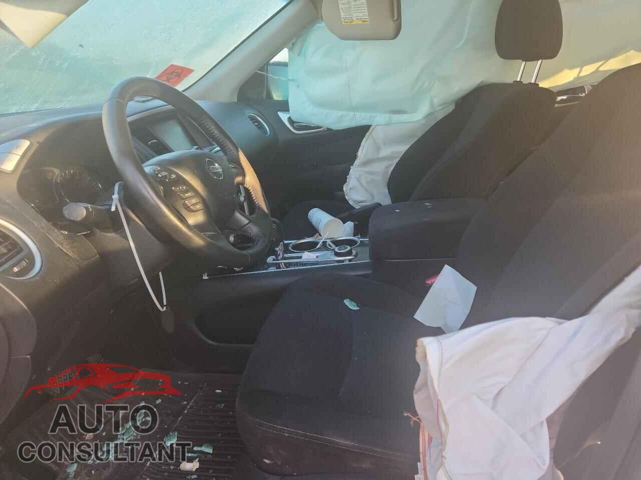 NISSAN PATHFINDER 2013 - 5N1AR2MM2DC605821