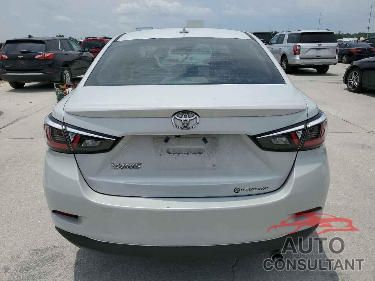 TOYOTA YARIS 2019 - 3MYDLBYV9KY517991