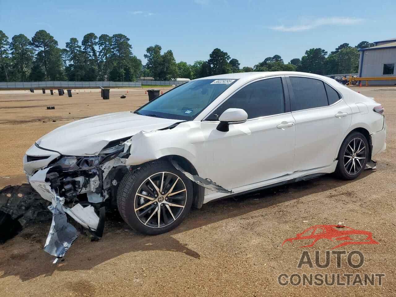 TOYOTA CAMRY 2023 - 4T1G11AK0PU729325
