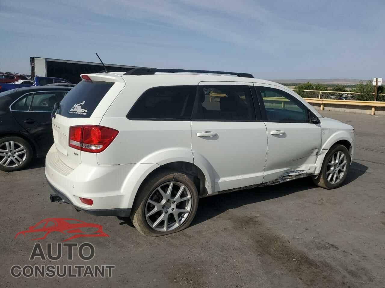 DODGE JOURNEY 2015 - 3C4PDCBB1FT572516