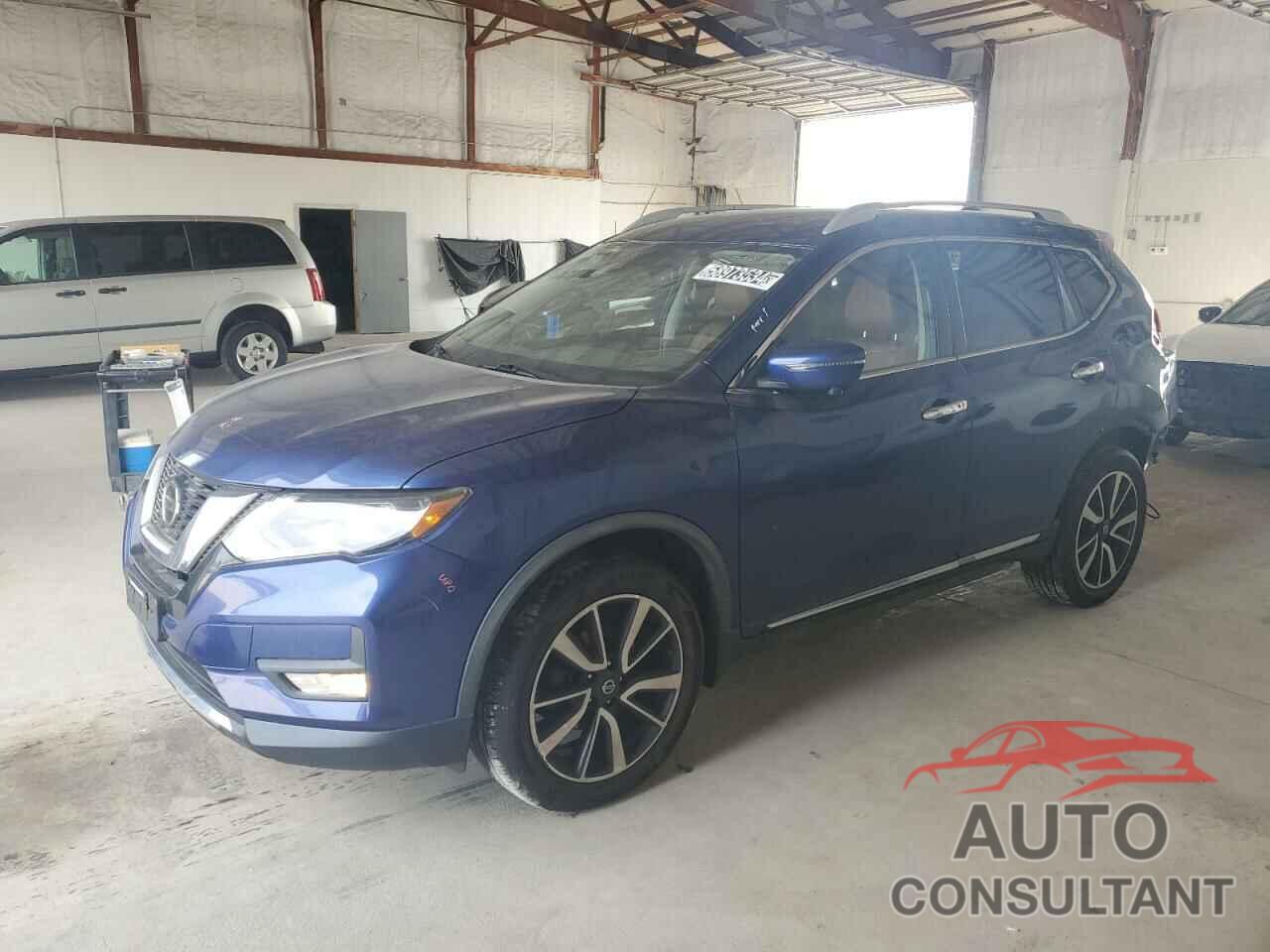 NISSAN ROGUE 2018 - JN8AT2MV0JW330060