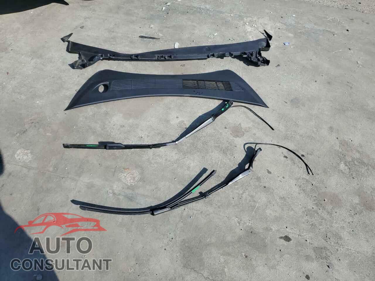 TESLA MODEL 3 2023 - 5YJ3E1EA0PF609851