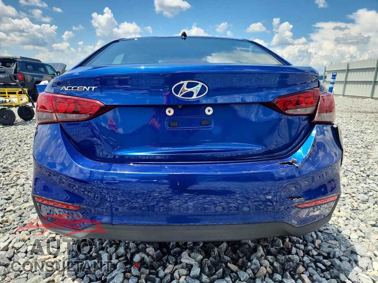 HYUNDAI ACCENT 2018 - 3KPC24A33JE032604