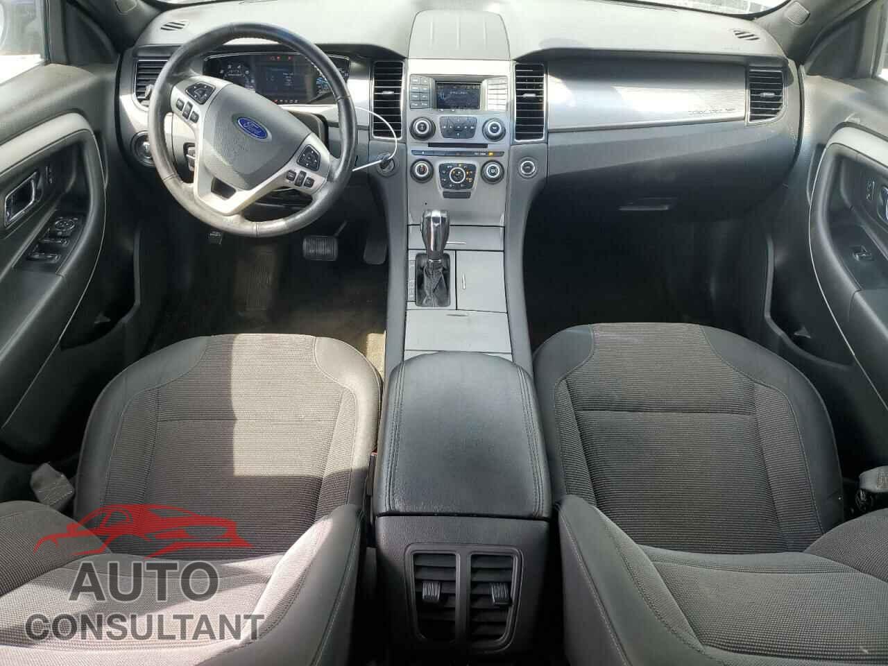 FORD TAURUS 2015 - 1FAHP2E80FG102333