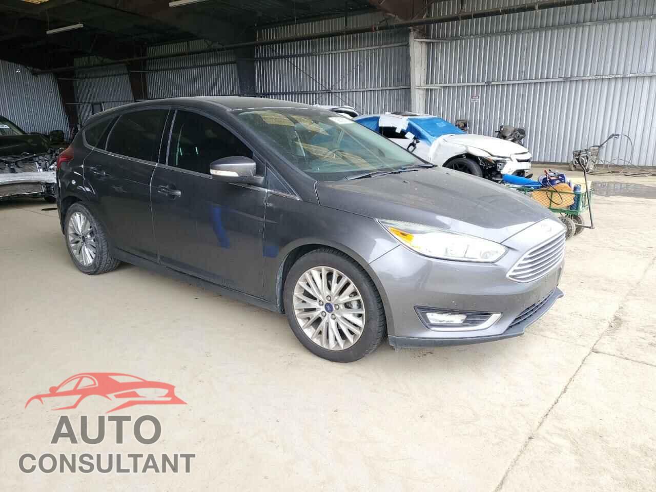 FORD FOCUS 2015 - 1FADP3N22FL357945