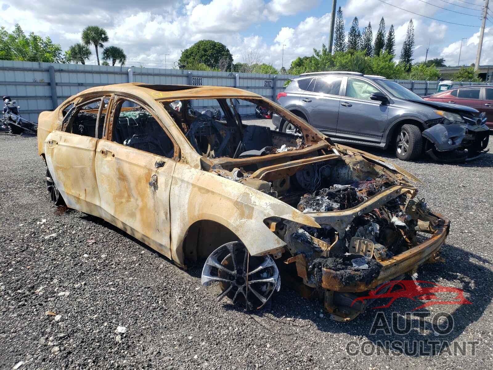 FORD FUSION 2020 - 3FA6P0HD5LR201206