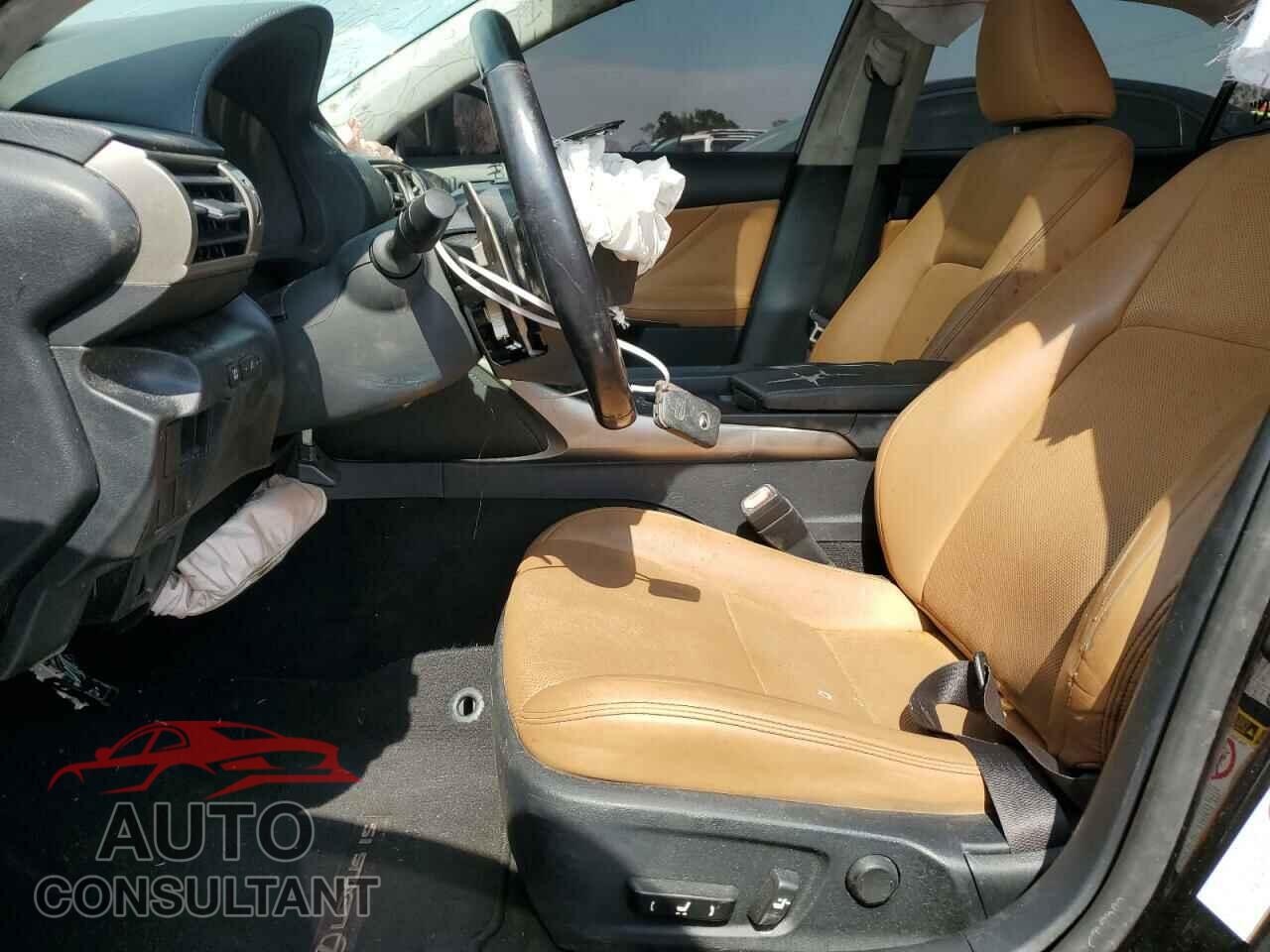 LEXUS IS 2015 - JTHBF1D29F5072852