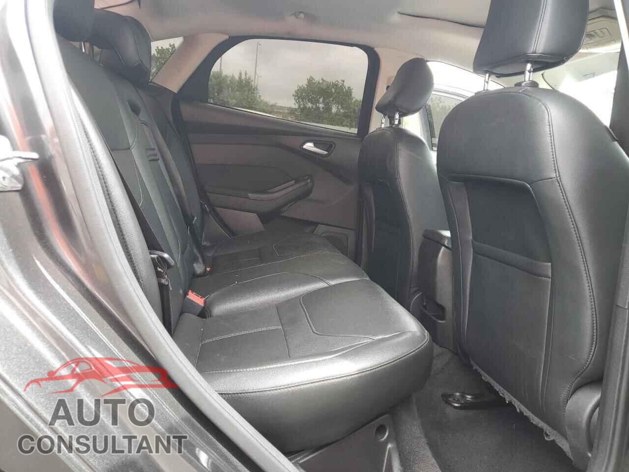FORD FOCUS 2016 - 1FADP3F24GL287882