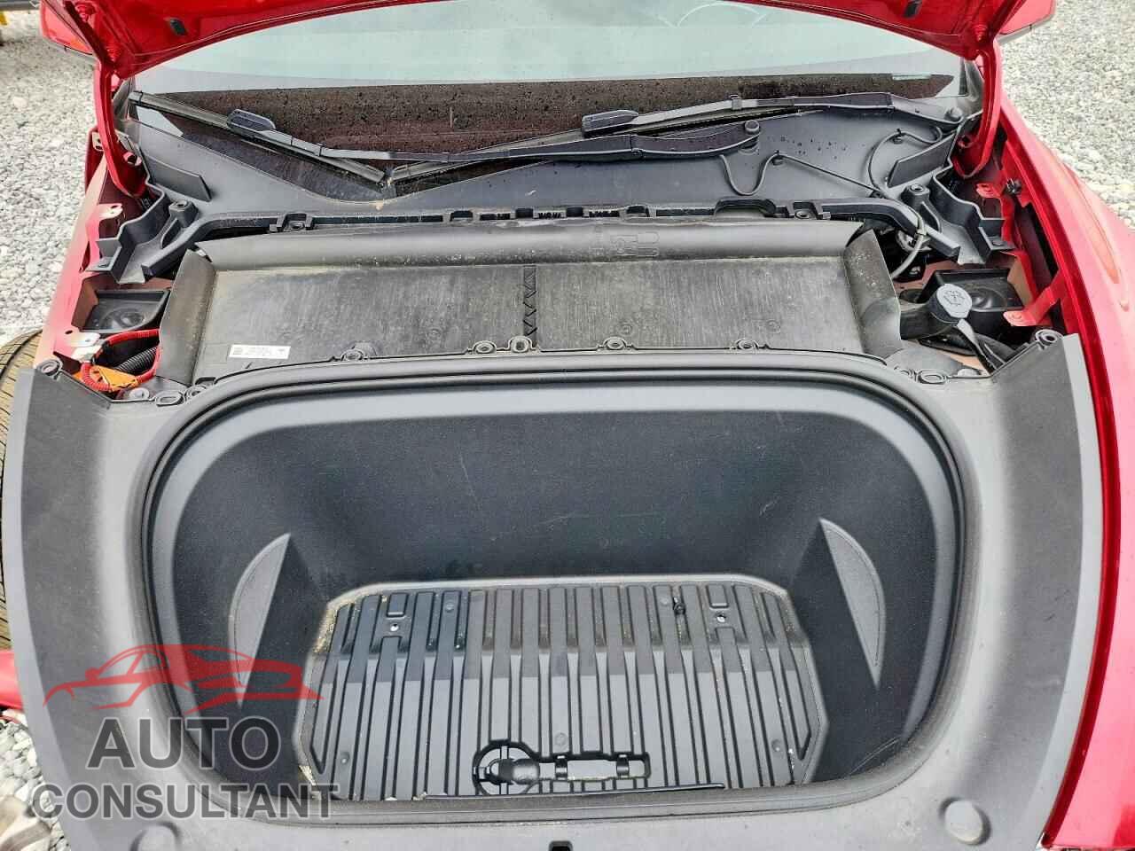 TESLA MODEL Y 2023 - 7SAYGDEF2PF881883