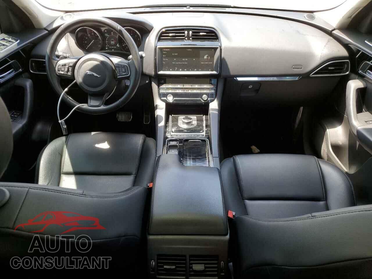JAGUAR F-PACE 2019 - SADCJ2FX5KA611945