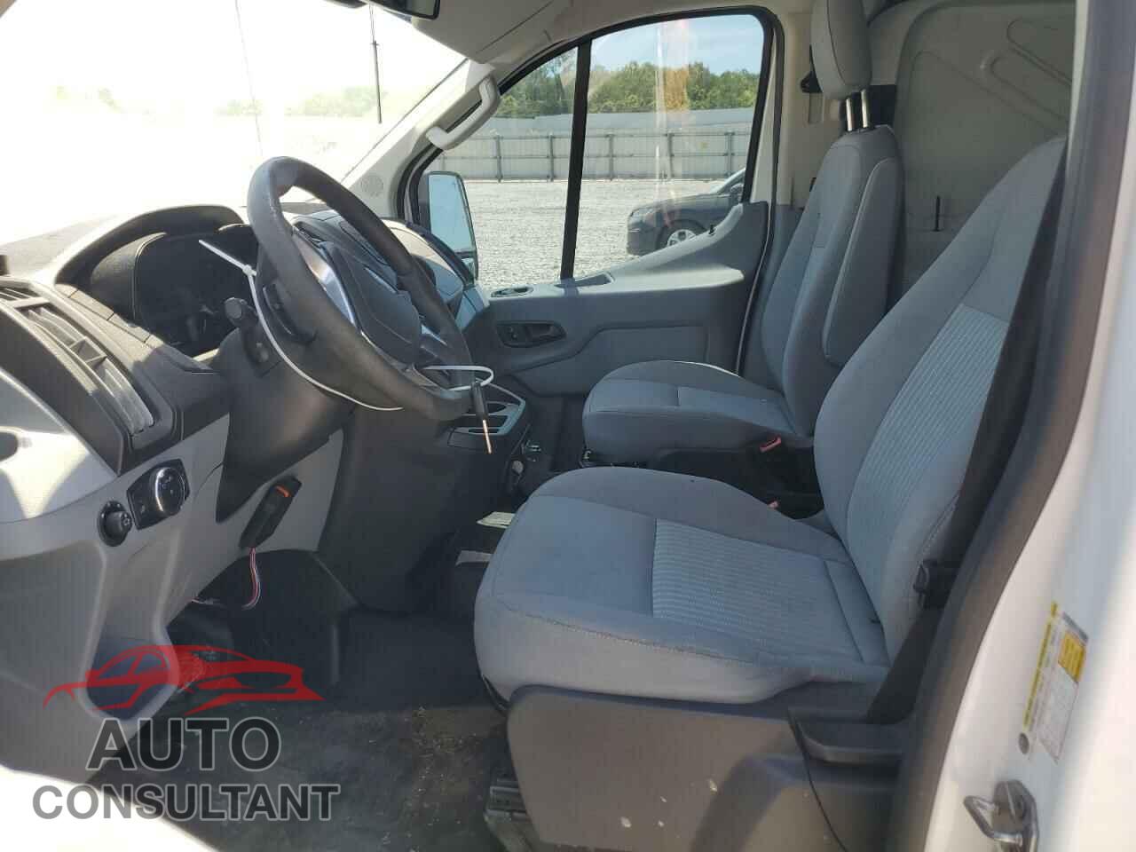 FORD TRANSIT 2017 - 1FTYR2YM0HKB52050