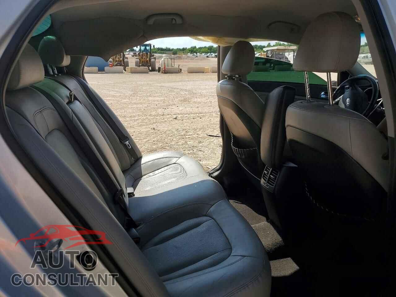 KIA OPTIMA 2011 - KNAGN4A79B5130378