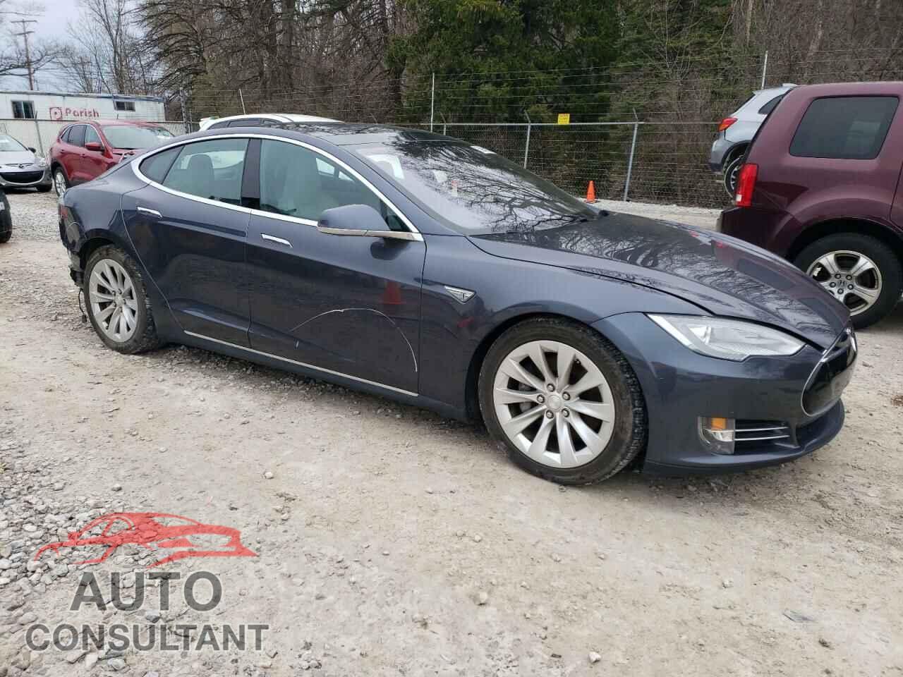 TESLA MODEL S 2016 - 5YJSA1E24GF130087