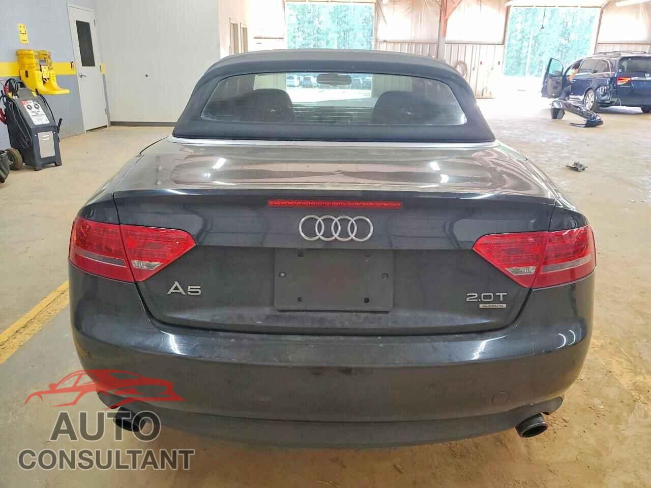 AUDI A5 2012 - WAUVFAFH2CN001257