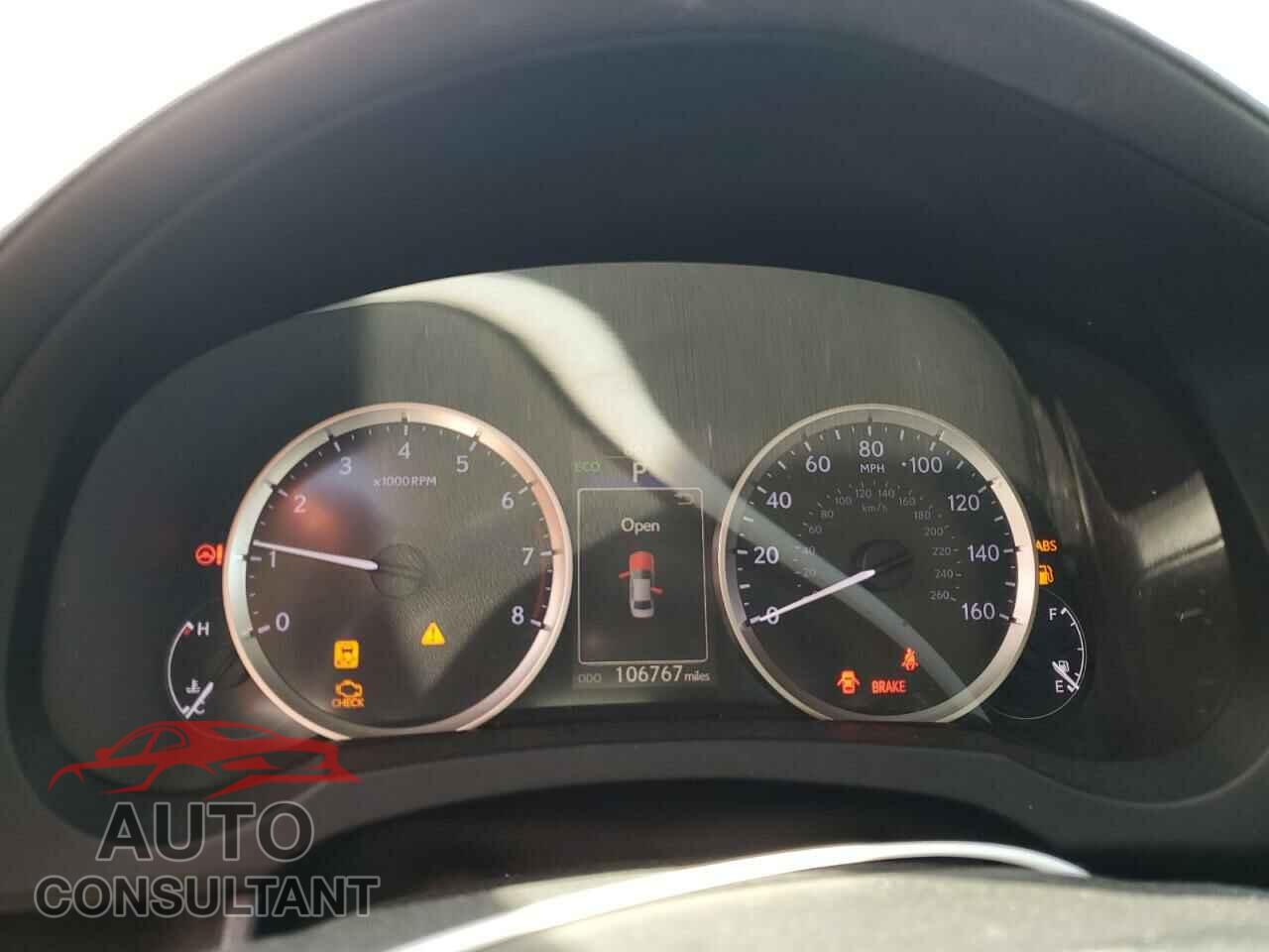 LEXUS IS 2015 - JTHCF1D22F5022654