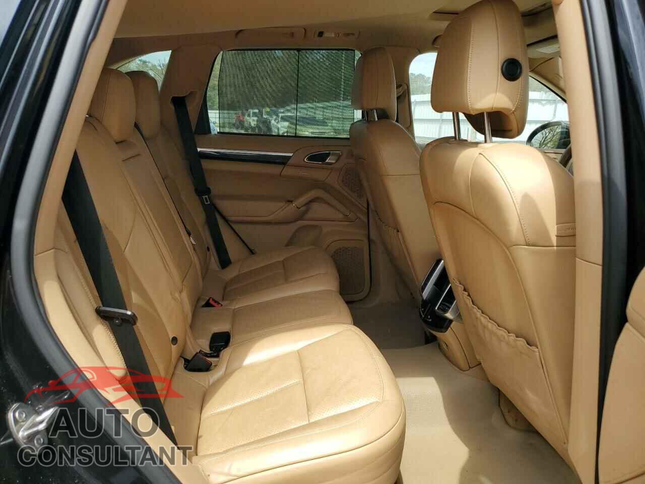 PORSCHE CAYENNE 2011 - WP1AB2A20BLA52240